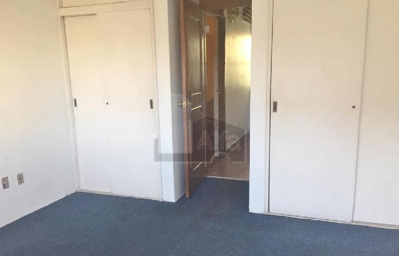 Referencia 1637/641. Casa en Renta en Lomas Altas, Toluca Estado de México.